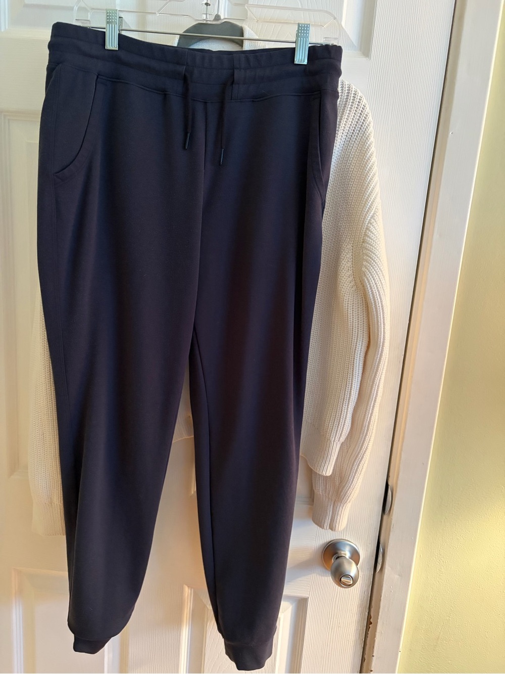 American Giant Navy Drawstring Joggers with Cuffed Ankles sz M